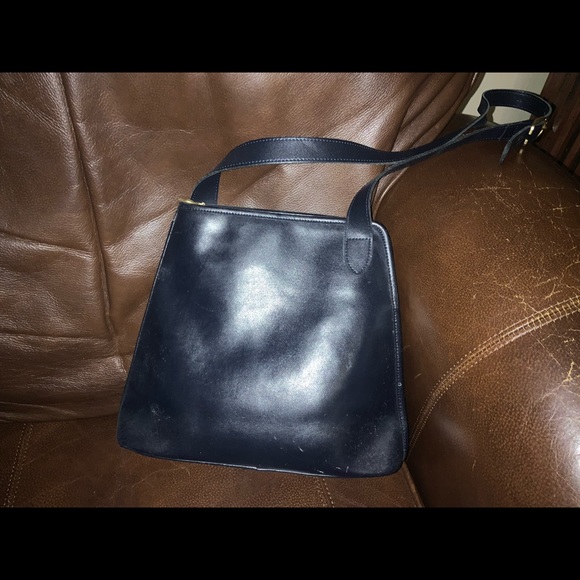 LONGCHAMP PARIS black leather bag.  10in by 12in. - Picture 2 of 6